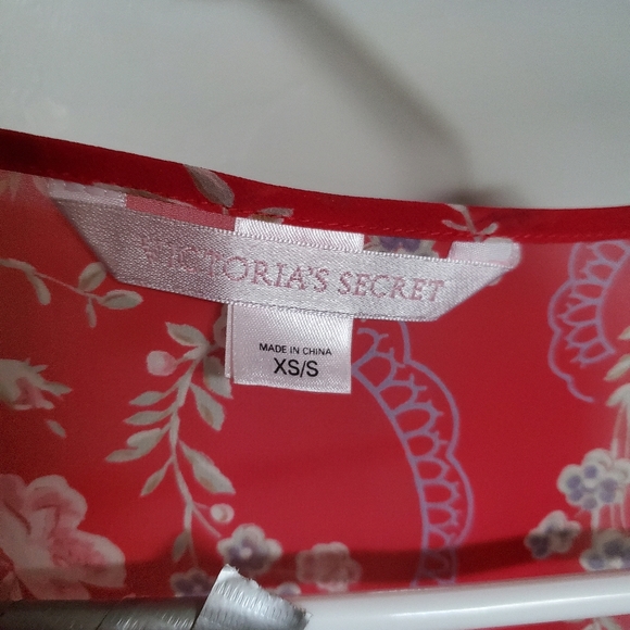 VS Vintage Floral Tie Blouse - Picture 7 of 7